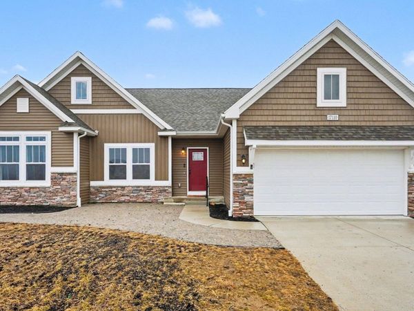 17110 Country Drive, Manchester, MI 48158