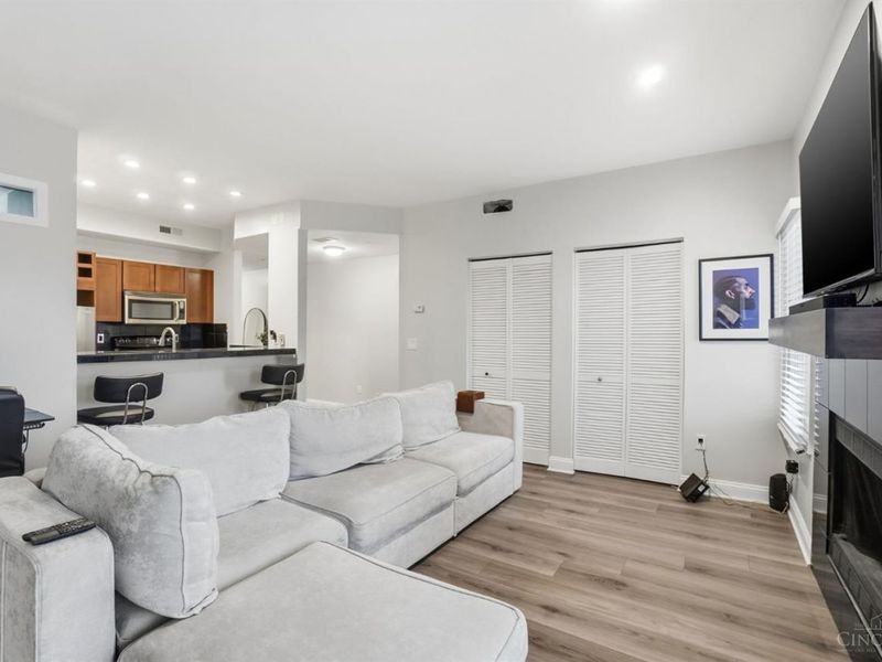 933 Auburnview Drive, Cincinnati, OH 45206 Photo 5