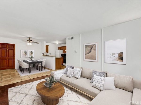 18645 Hatteras Street, Unit 184, Tarzana, CA 91356