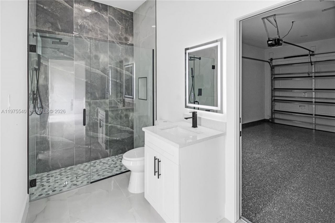 633 S Wabasso , Lehigh Acres, FL 33974 Photo