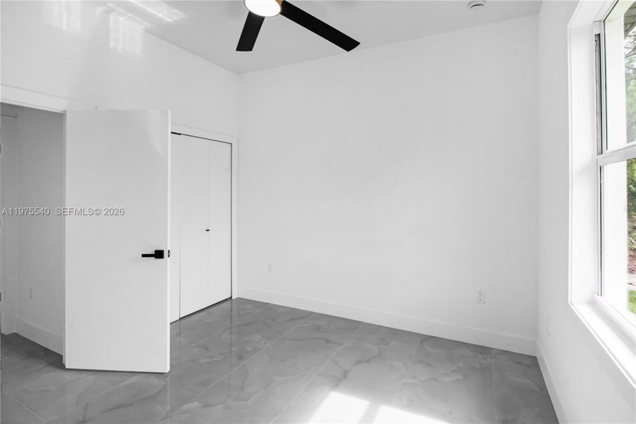 633 S Wabasso , Lehigh Acres, FL 33974 Photo