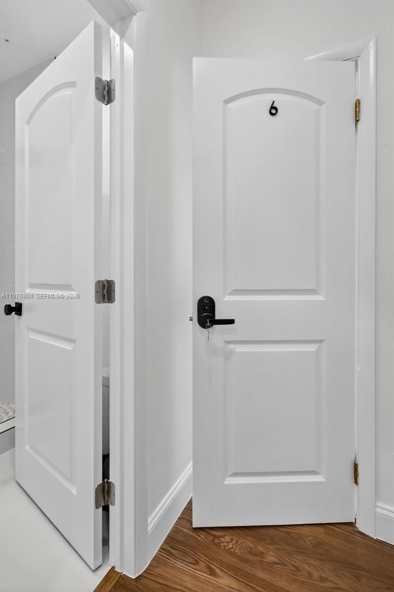 245 NE 175th St , North Miami Beach, FL 33162 Photo