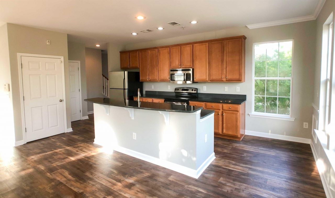 2834 Howard Ave. Photo 10