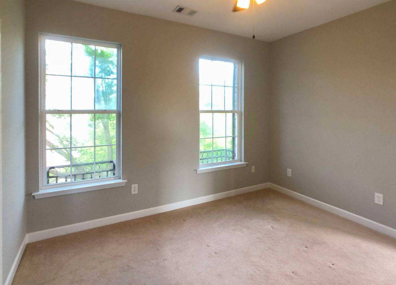 2834 Howard Ave. Photo 17