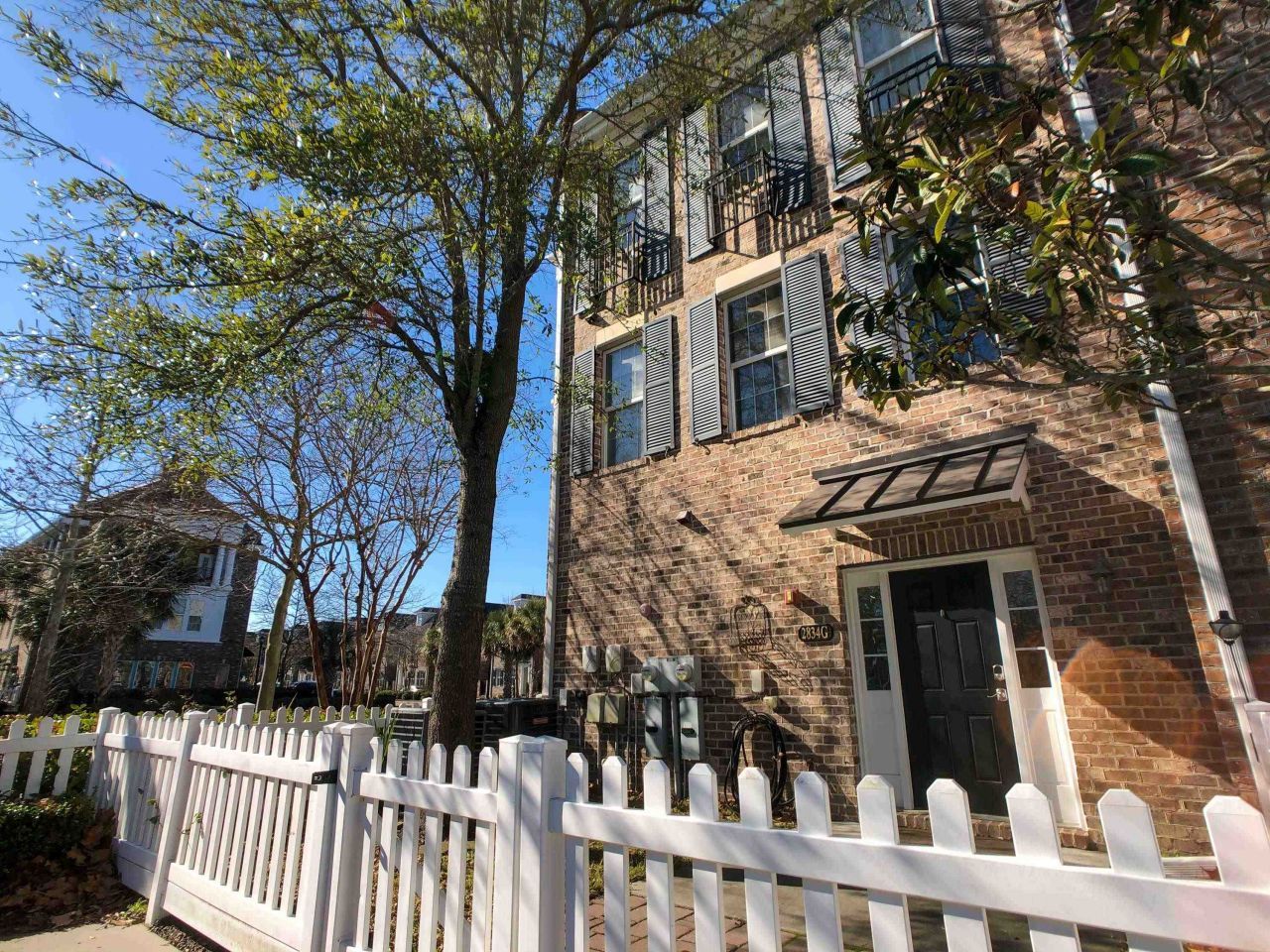 2834 Howard Ave. Photo 5