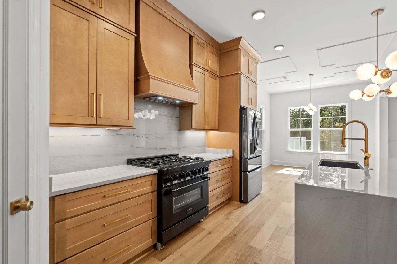 1704 Singing Rose Dr. Photo 13