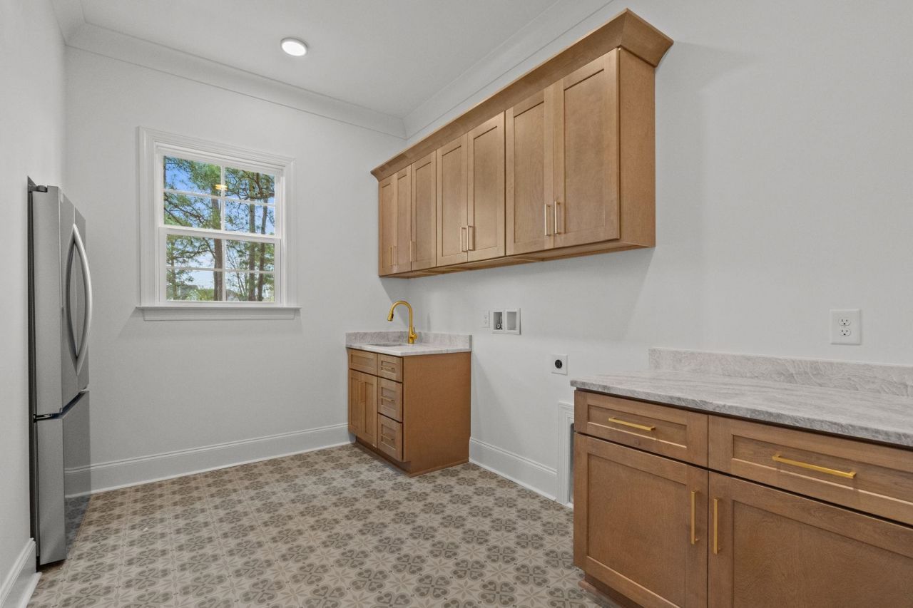 1704 Singing Rose Dr. Photo 43