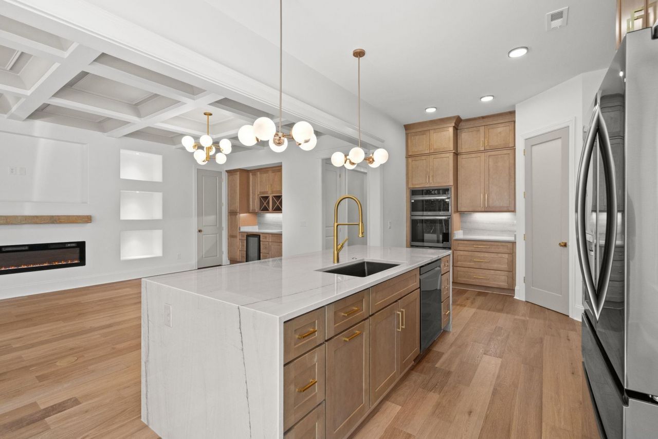 1704 Singing Rose Dr. Photo 9