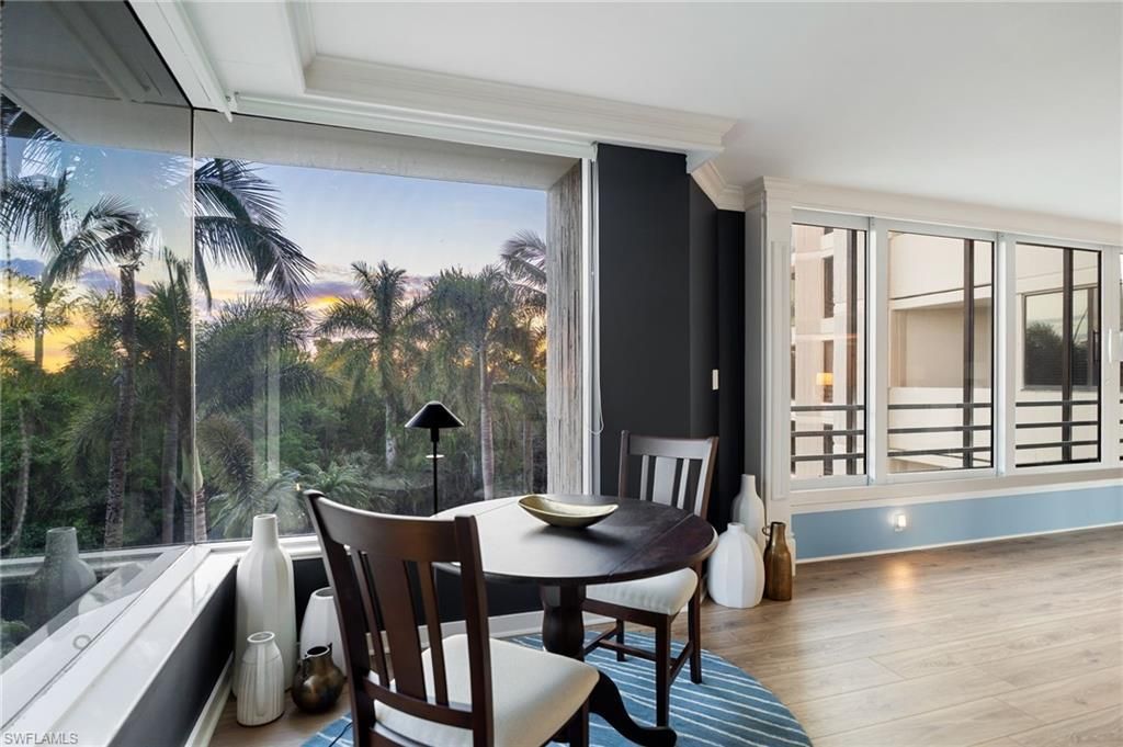 5555 Heron Point Dr, Unit 302, Naples, FL 34108 Photo