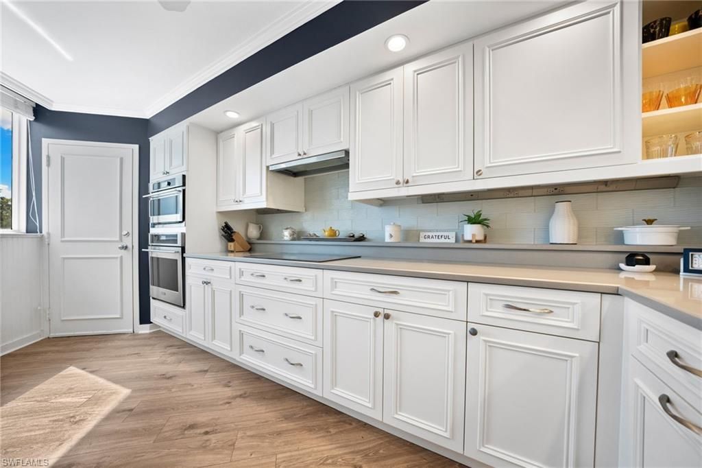 5555 Heron Point Dr, Unit 302, Naples, FL 34108 Photo
