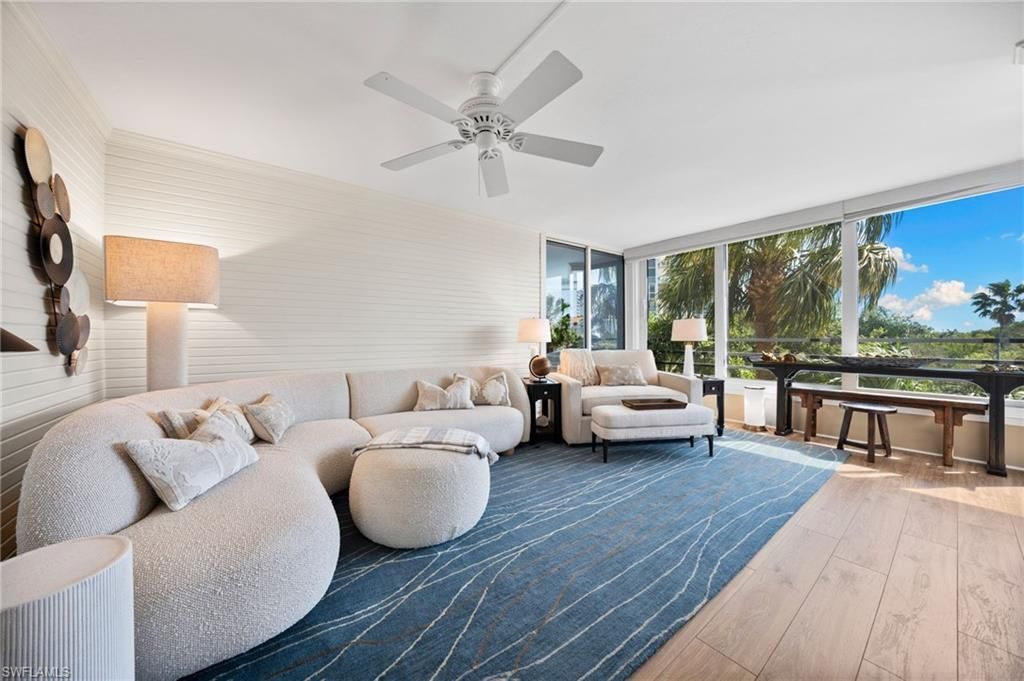 5555 Heron Point Dr, Unit 302, Naples, FL 34108 Photo