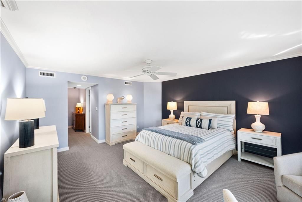 5555 Heron Point Dr, Unit 302, Naples, FL 34108 Photo