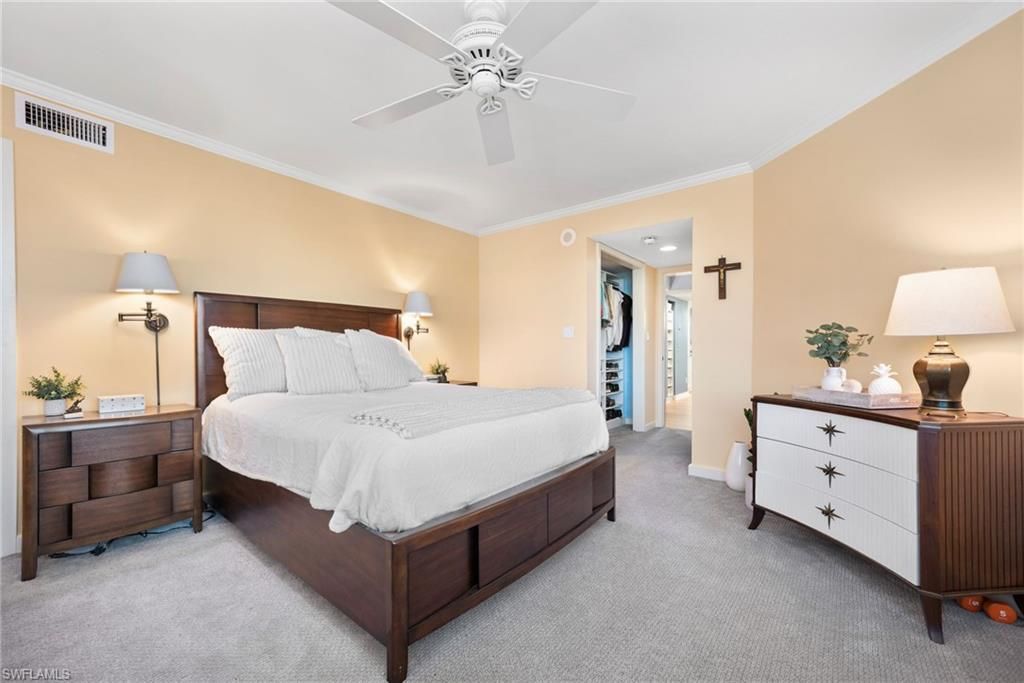 5555 Heron Point Dr, Unit 302, Naples, FL 34108 Photo