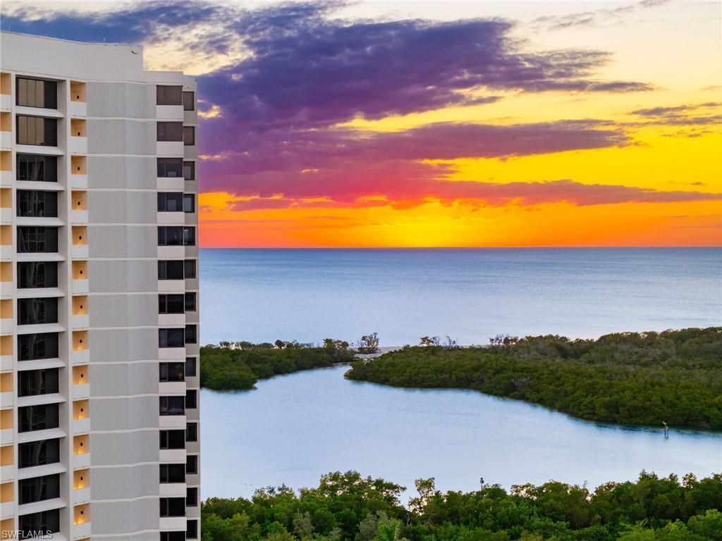 5555 Heron Point Dr, Unit 302, Naples, FL 34108 Photo
