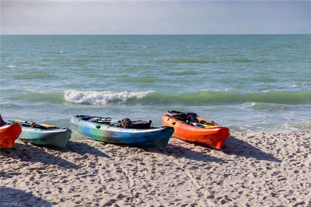 5555 Heron Point Dr , Unit 302, Naples, FL 34108 Photo