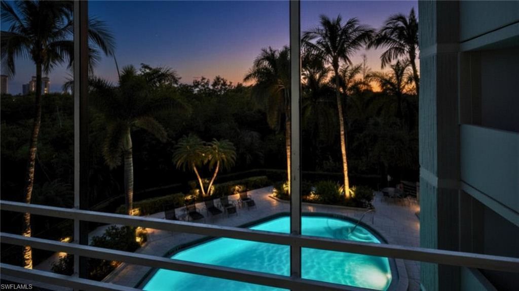 5555 Heron Point Dr, Unit 302, Naples, FL 34108 Photo