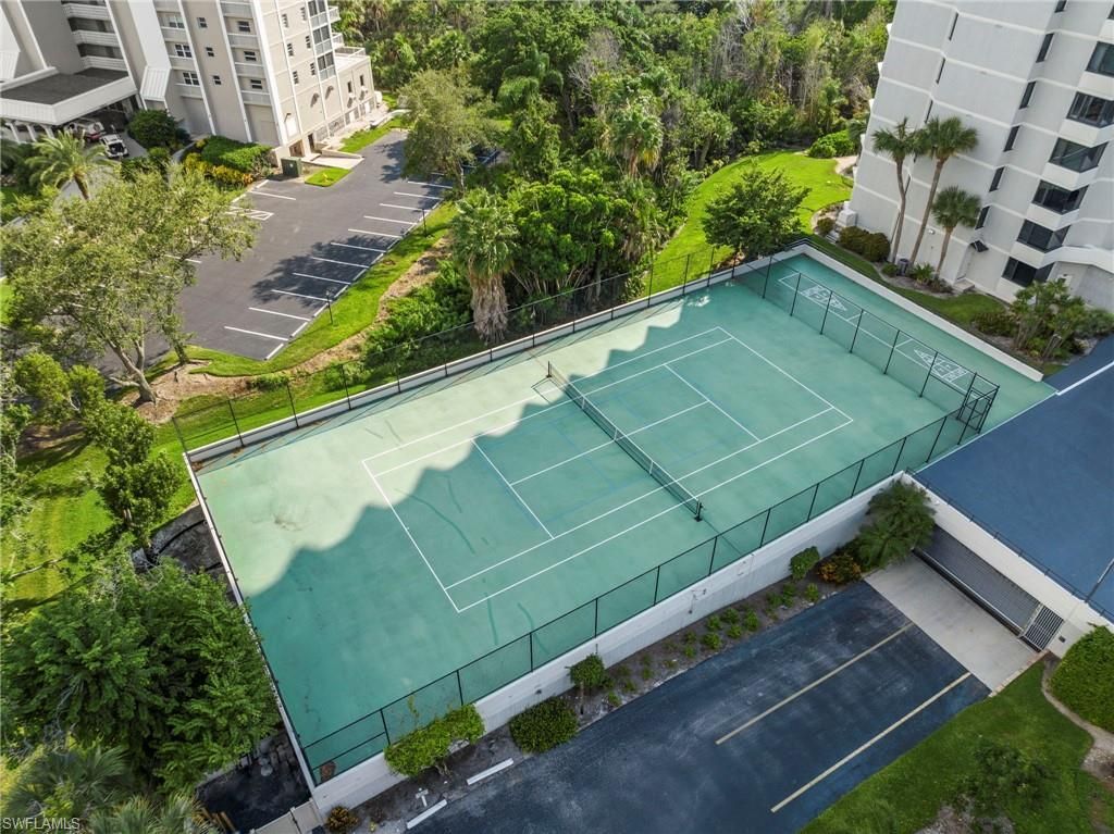 5555 Heron Point Dr, Unit 302, Naples, FL 34108 Photo
