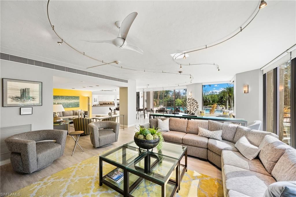 5555 Heron Point Dr, Unit 302, Naples, FL 34108 Photo