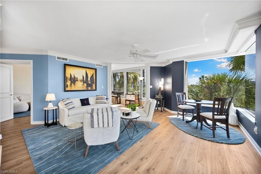 5555 Heron Point Dr , Unit 302, Naples, FL 34108 Photo