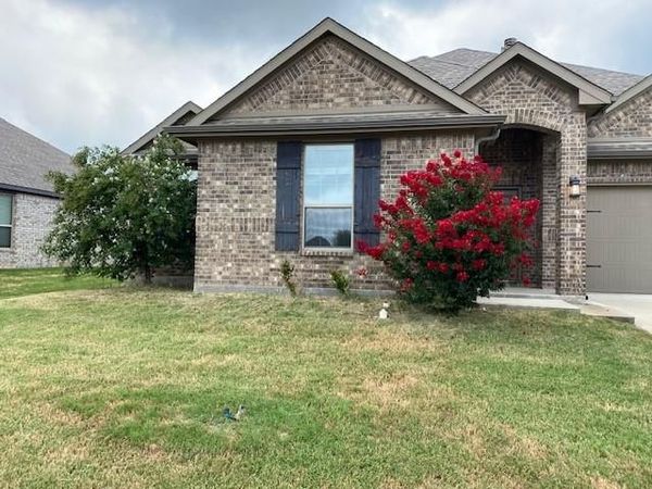705 Buffalo Creek Drive, Cleburne, TX 76033