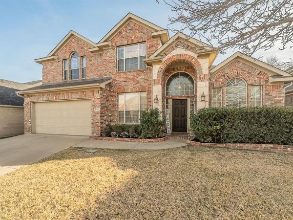 5021 Valleyside Drive, Fort Worth, TX 76123
