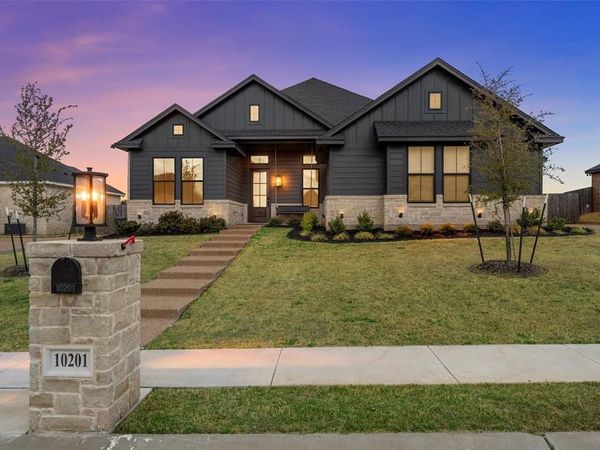 10201 Castleberry Lane, Waco, TX 76712