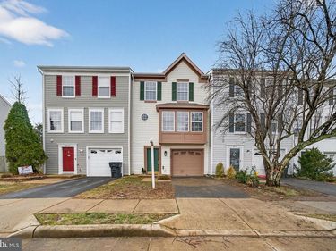 6934 VILLAGE STREAM PLACE , GAINESVILLE, VA 20155