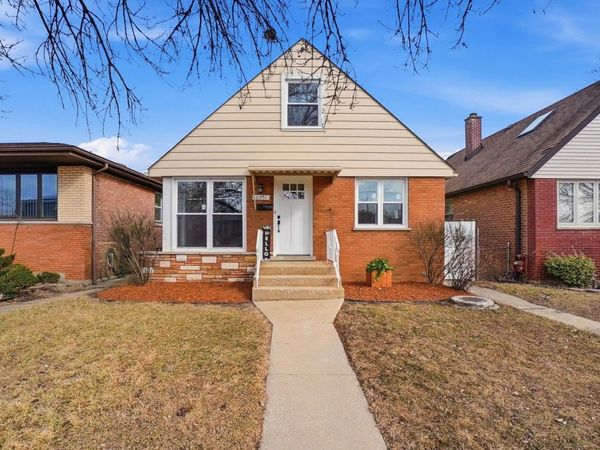 6051 S Normandy Avenue, Chicago, IL 60638