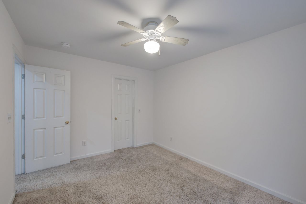 1614 Camfield Lane Photo 25