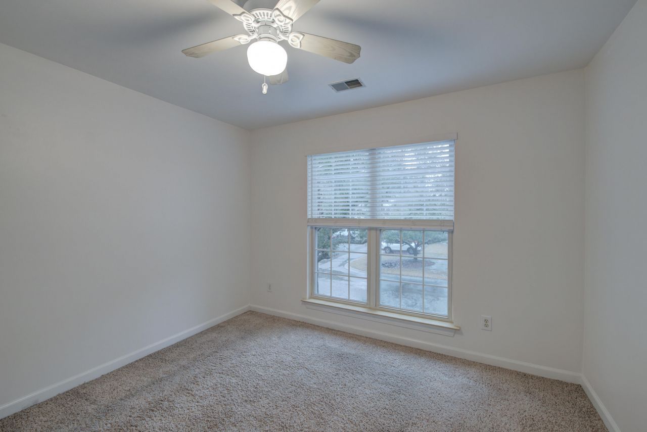 1614 Camfield Lane Photo 30