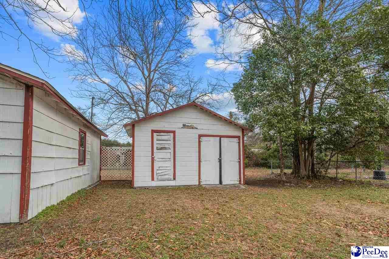 151 E. Pine Ave Photo 29