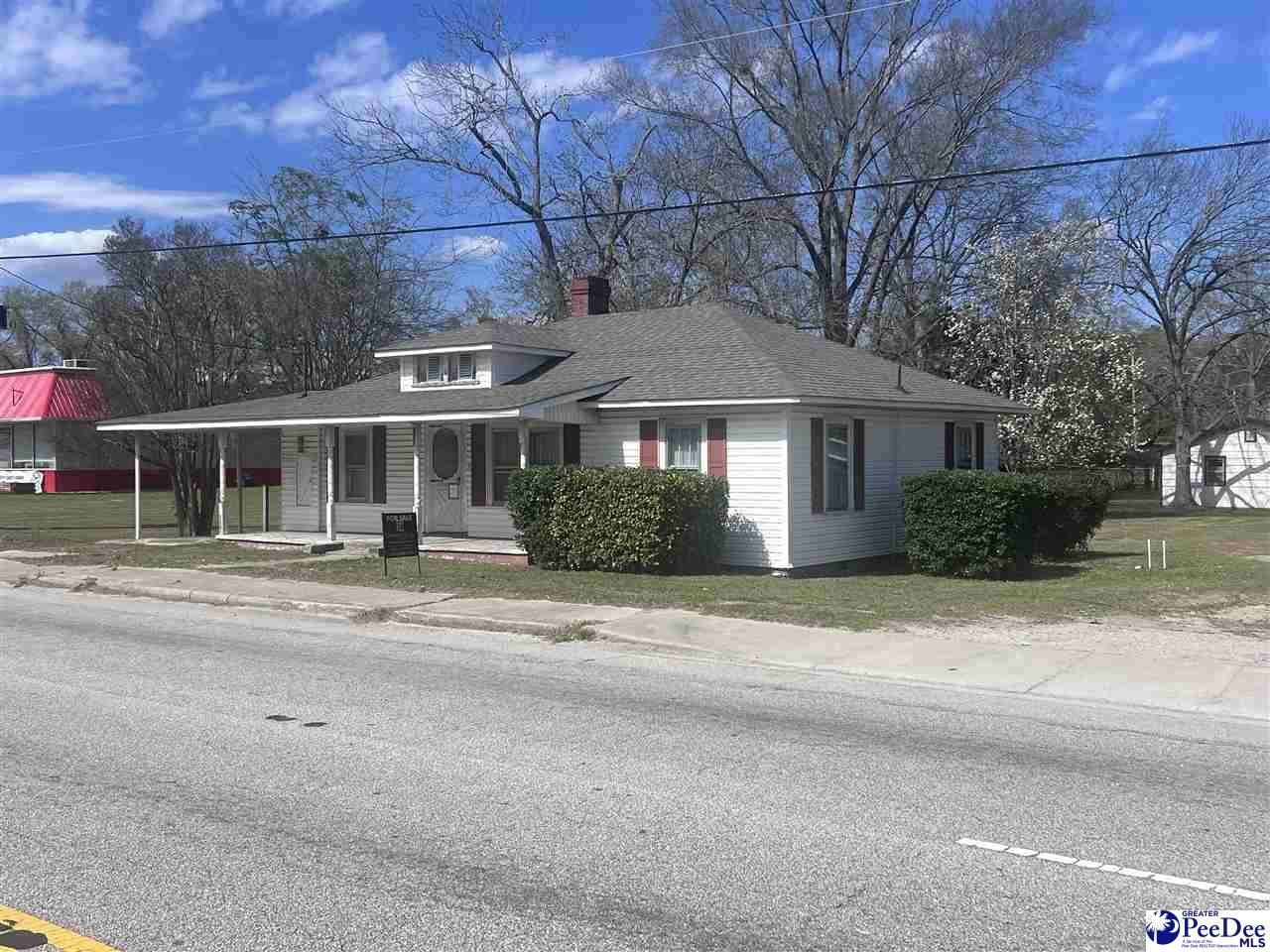 151 E. Pine Ave Photo 5