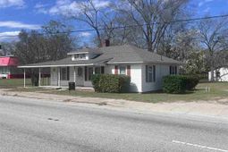 151 E. Pine Ave photo 4