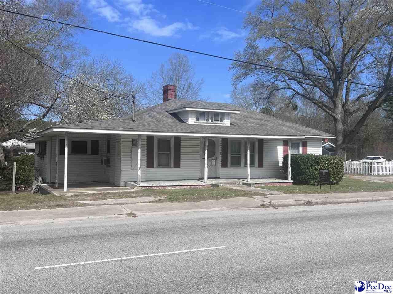 151 E. Pine Ave Photo 6