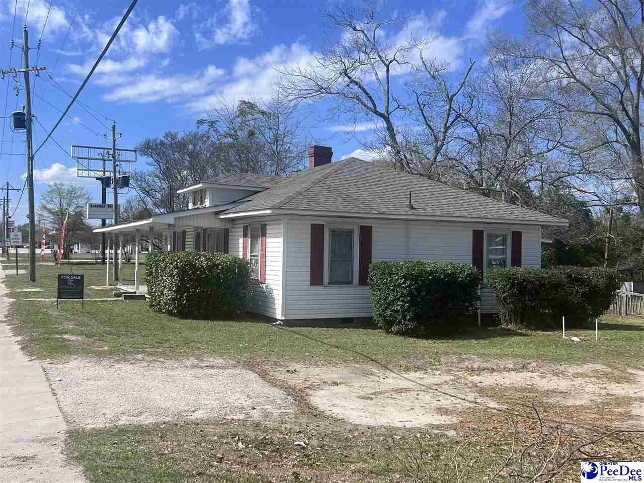 151 E. Pine Ave Photo 8