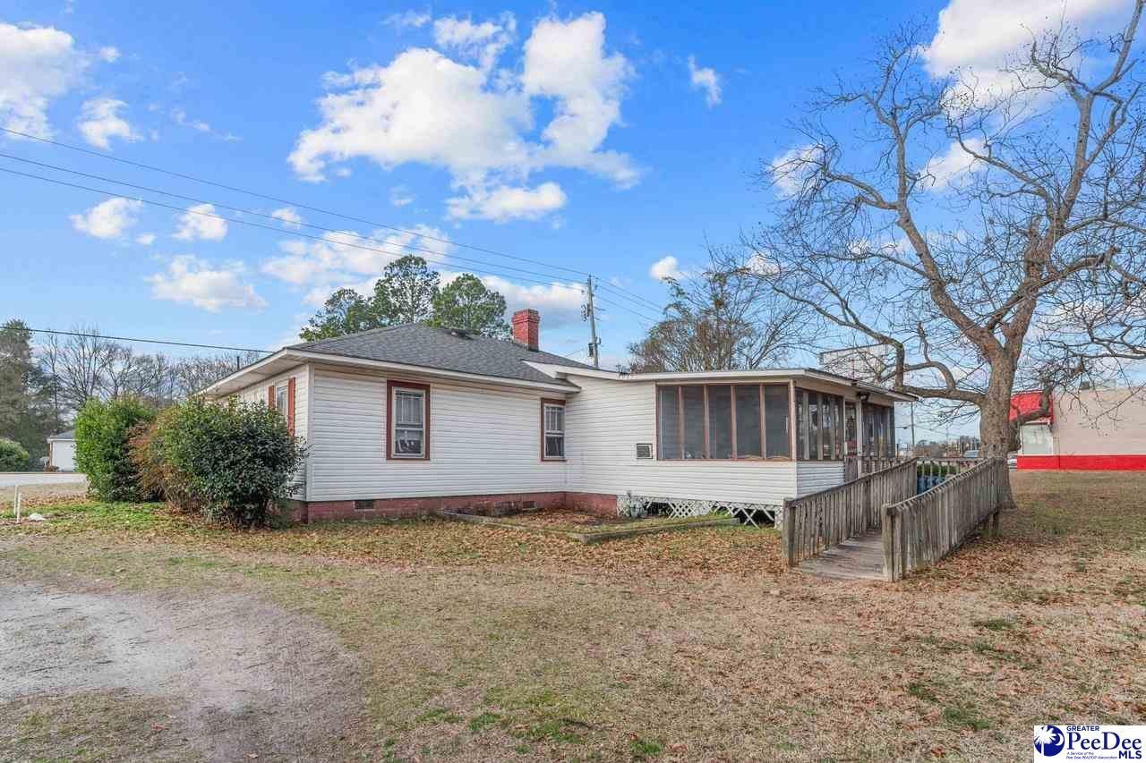 151 E. Pine Ave Photo 9