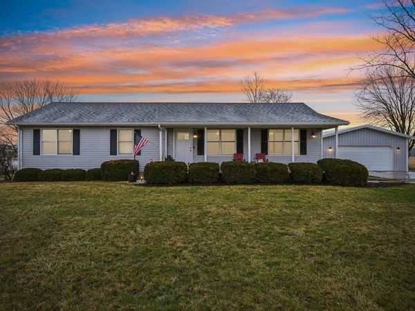 25960 Egypt Pike , New Holland, OH 43145