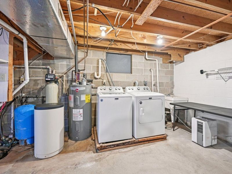 25960 Egypt Pike , New Holland, OH 43145 Photo 27