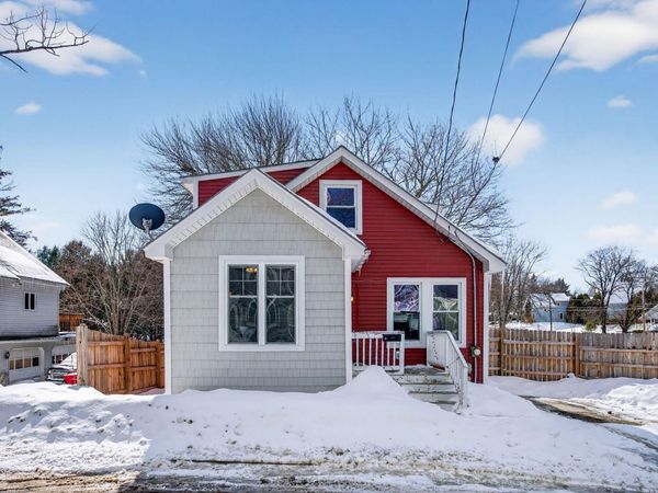 3 Fairlawn Avenue, Lewiston, ME 04240