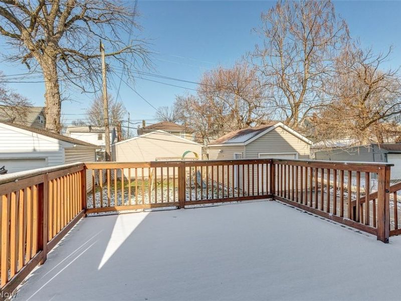 13801 Othello Avenue, Cleveland, OH 44110 Photo 5