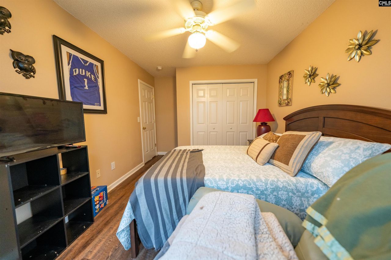 416 Ivy Green Lane Photo 8