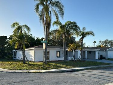 1715 KENILWORTH STREET , HOLIDAY, FL 34691