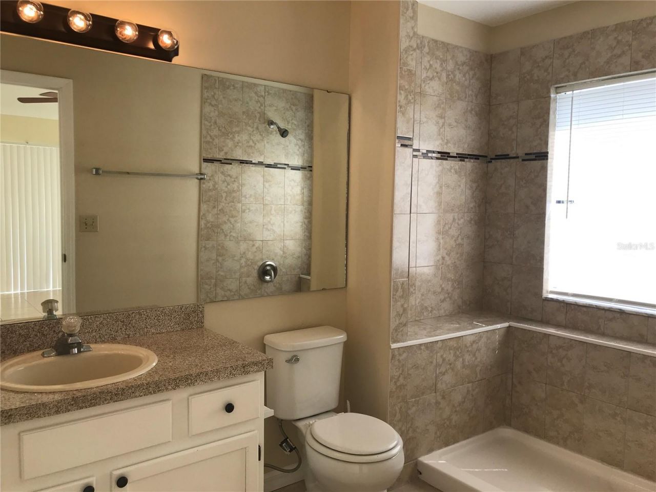 12605 Oldcastle Drive , Orlando, FL 32837 Photo