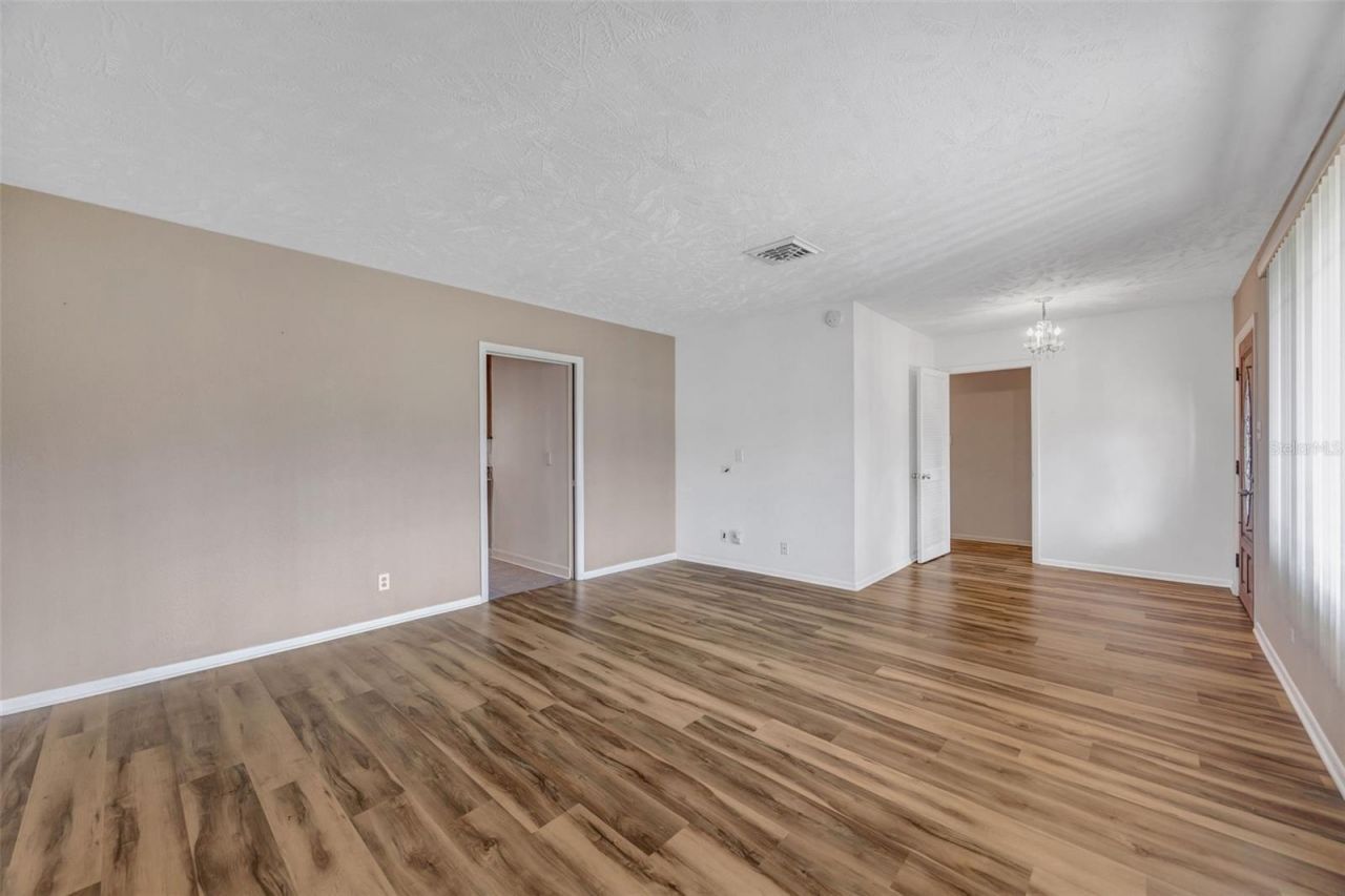 6902 Potts Road, Riverview, FL 33569 Photo