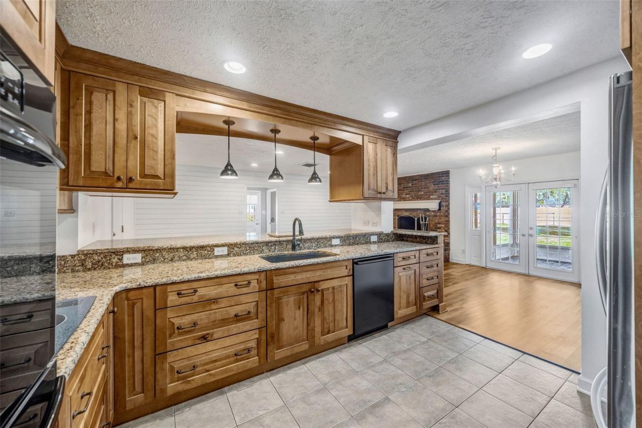 6902 Potts Road, Riverview, FL 33569 Photo