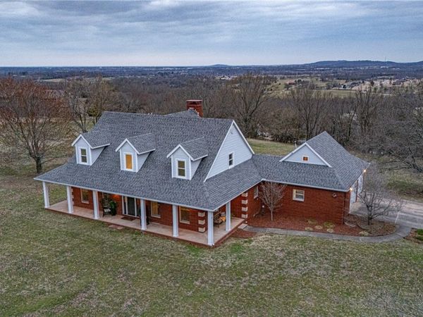 5972 Lamar Pettus Road , Fayetteville, AR 72703