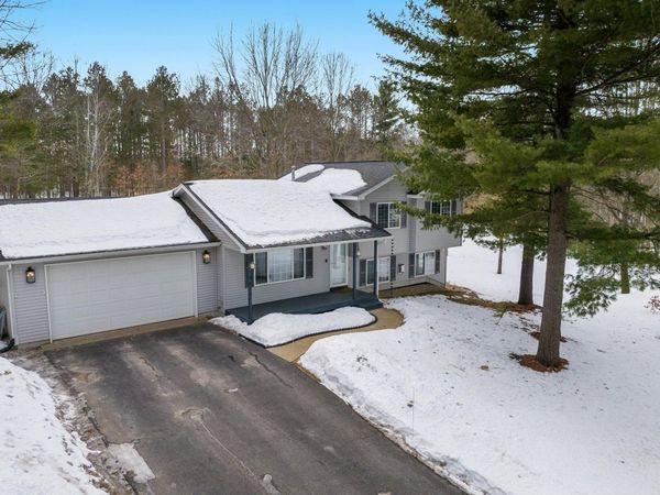 9811 Pin Oak, Unit 13, Interlochen, MI 49643