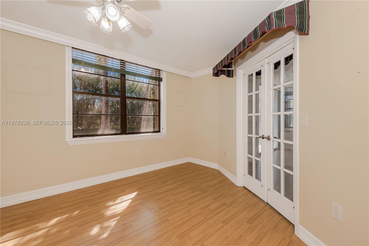 10854 N Kendall Dr , Unit 215, Miami, FL 33176 Photo