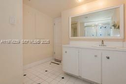 10854 N Kendall Dr , Unit 215, Miami, FL 33176 Photo