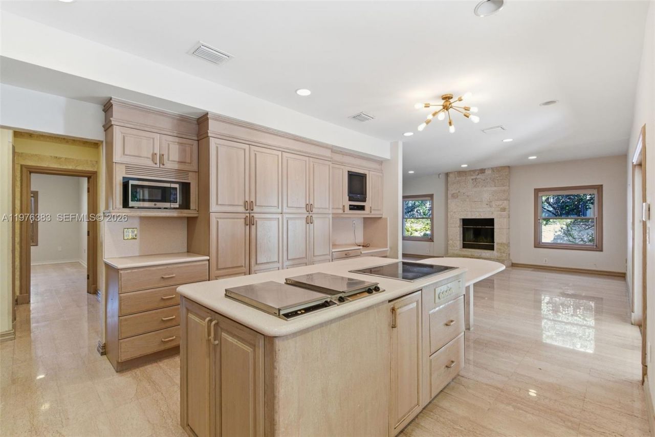 9930 SW 145th St , Miami, FL 33176 Photo